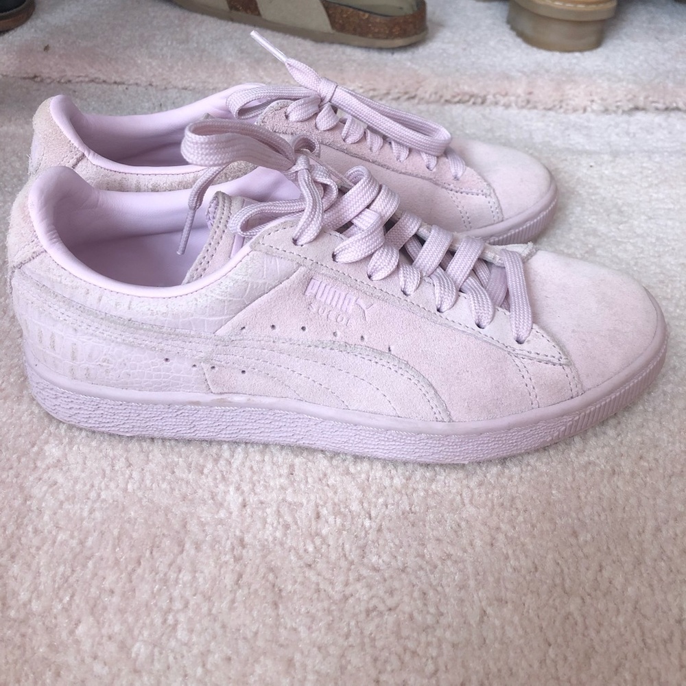 PUMA Women's Classic Lace Up Sneakers - Picture 4 of 4